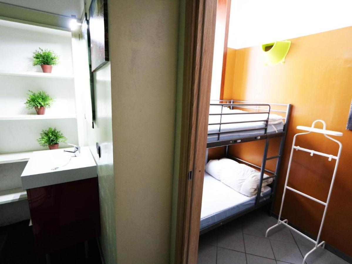 Koala Hostel Milán Exteriér fotografie